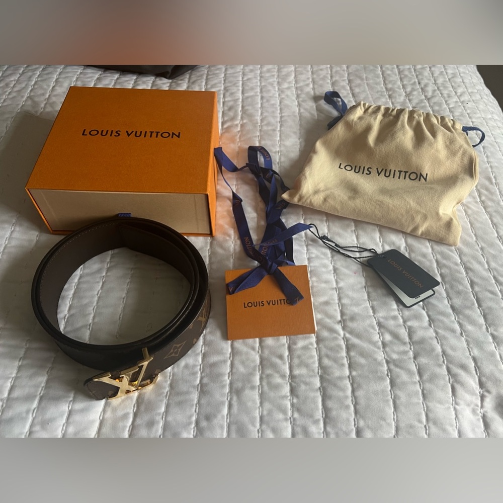 Authentic New Louis Vuitton Belt